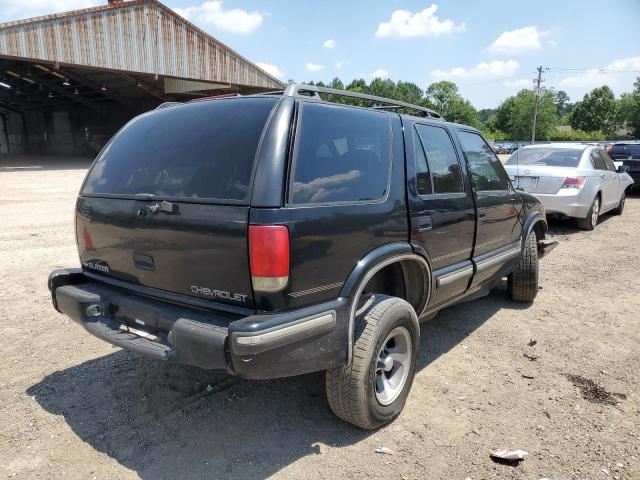 Photo 3 from auction – 1998 CHEVROLET BLAZER with VIN 1GNCS13W0W2233913