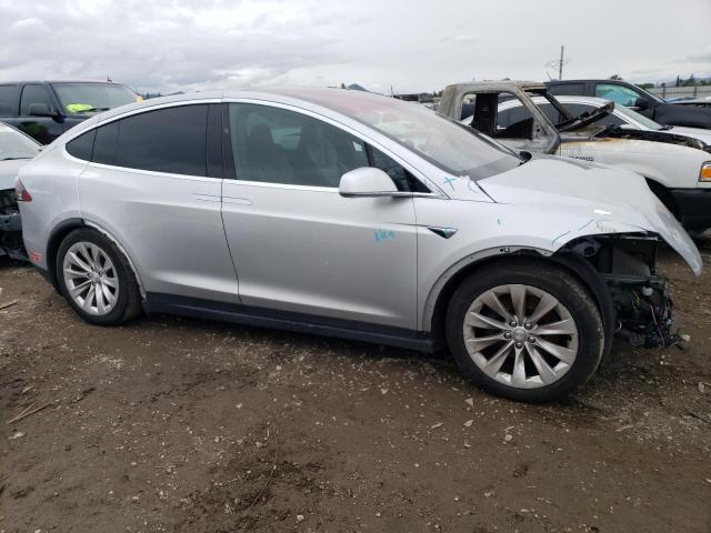 Photo 4 from auction – 2018 TESLA MODEL X with VIN 5YJXCBE22JF090539
