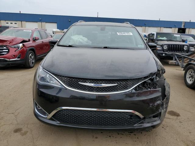 Photo 5 from auction – 2017 CHRYSLER PACIFICA T with VIN 2C4RC1EG5HR733642