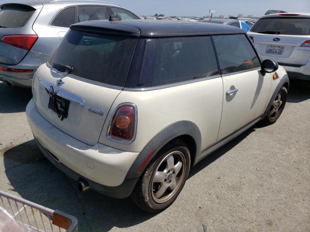 Photo 3 from auction – 2007 MINI COOPER with VIN WMWMF33587TT57375