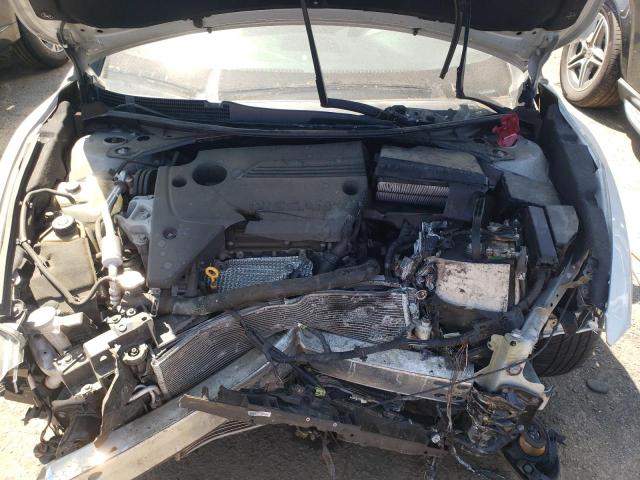 Photo 11 from auction – 2017 NISSAN ALTIMA 2.5 with VIN 1N4AL3AP1HC143791