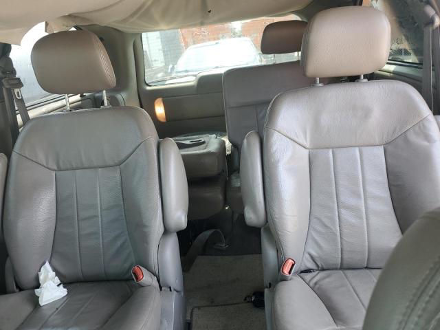 Photo 10 from auction – 2002 CHRYSLER TOWN & COU with VIN 2C8GP54LX2R644673