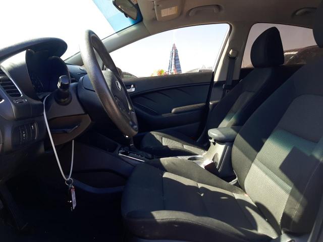 Photo 7 from auction – 2017 KIA FORTE LX with VIN 3KPFK4A73HE043631