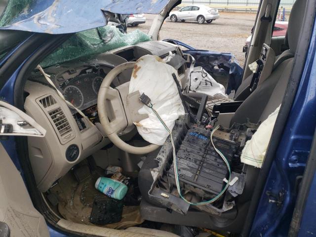 Zdjęcie 7 z aukcji – 2010 FORD ESCAPE XLS z VIN 1FMCU0C78AKD05175