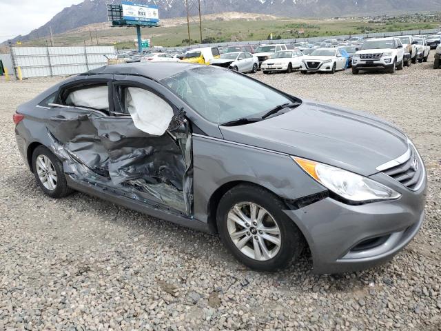 Photo 4 from auction – 2013 HYUNDAI SONATA GLS with VIN 5NPEB4AC8DH734412
