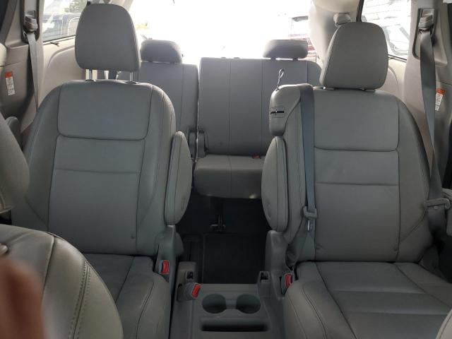 Photo 10 from auction – 2018 TOYOTA SIENNA XLE with VIN 5TDYZ3DC5JS953428