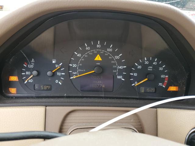 Photo 9 from auction – 2000 MERCEDES-BENZ E 320 4MAT with VIN WDBJF82J3YX033681