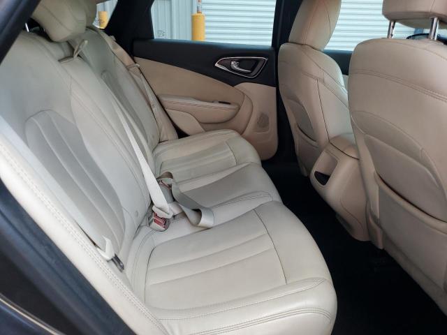 Photo 10 from auction – 2016 CHRYSLER 200 LIMITE with VIN 1C3CCCAB2GN141644