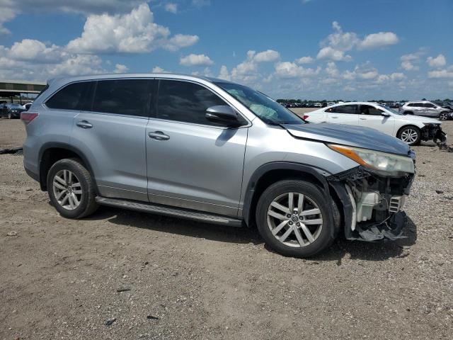 Zdjęcie 4 z aukcji – 2016 TOYOTA HIGHLANDER z VIN 5TDZKRFH3GS120904