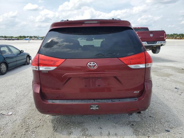 Photo 6 from auction – 2011 TOYOTA SIENNA XLE with VIN 5TDYK3DC9BS101007