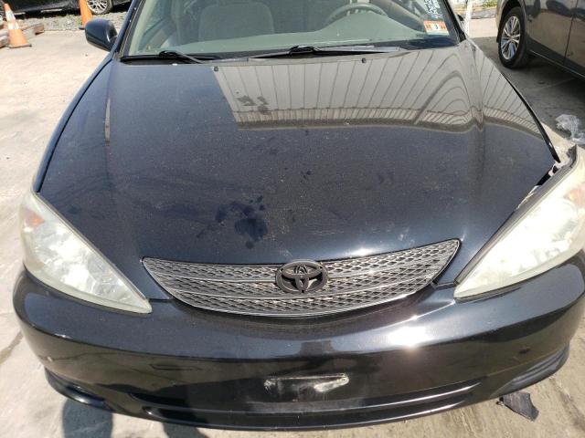 Photo 11 from auction – 2004 TOYOTA CAMRY with VIN 4T1BE32K44U314139