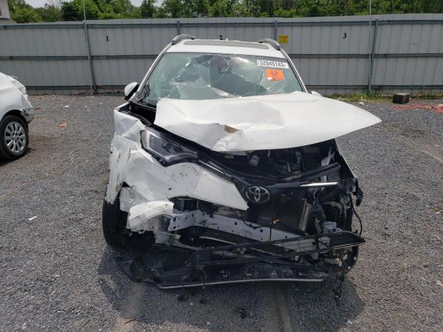 Photo 5 from auction – 2018 TOYOTA RAV4 ADVEN with VIN 2T3RFREV7JW857721