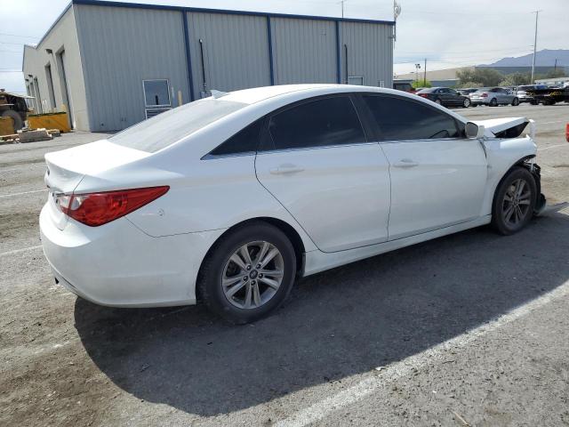 Photo 3 from auction – 2013 HYUNDAI SONATA GLS with VIN 5NPEB4AC2DH580876