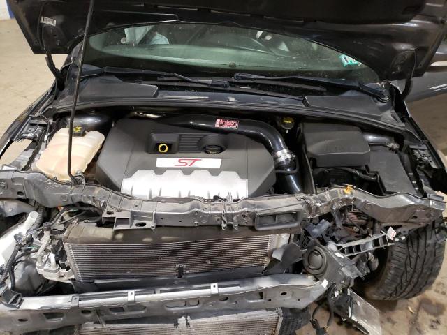 Photo 11 from auction – 2017 FORD FOCUS ST with VIN 1FADP3L91HL336278