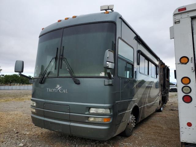 Photo 2 from auction – 2005 FREIGHTLINER MCL MOTORH with VIN 4UZAAHDC45CU36081