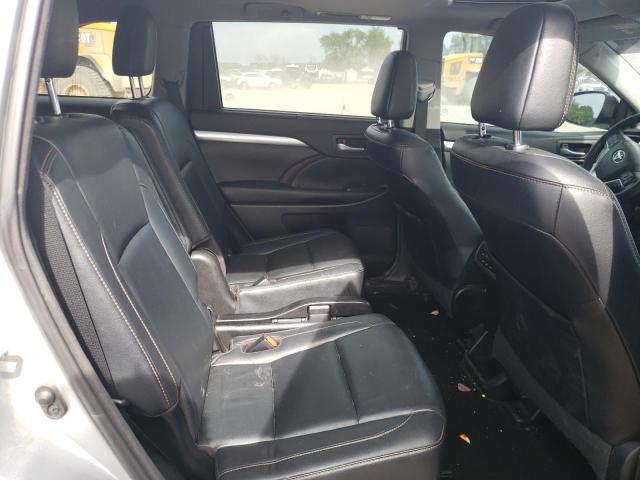 Photo 11 from auction – 2017 TOYOTA HIGHLANDER with VIN 5TDJZRFH1HS398758