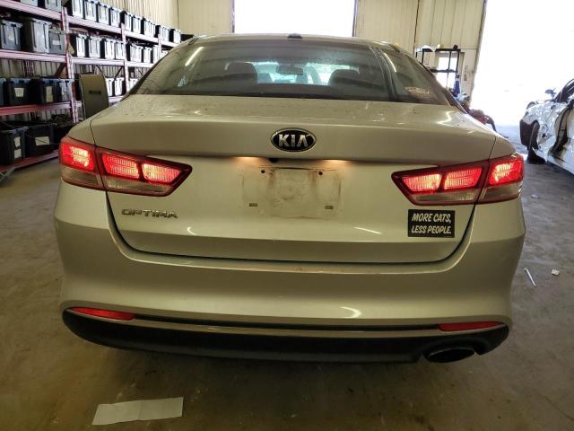 Photo 6 from auction – 2017 KIA OPTIMA LX with VIN 5XXGT4L35HG122964