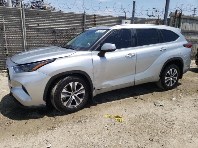 TOYOTA HIGHLANDER 2023 with VIN 5TDKDRAH9PS006067 - Photo from auction