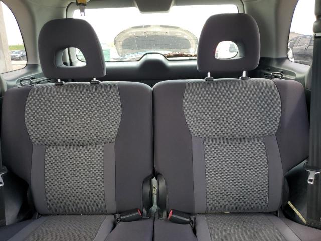 Photo 10 from auction – 2004 TOYOTA RAV4 with VIN JTEGD20V940039715