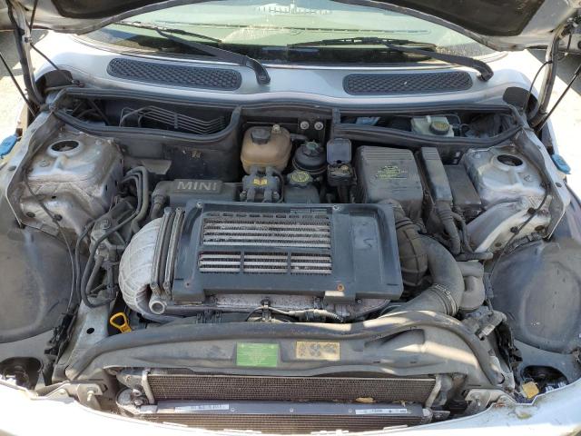 Photo 11 from auction – 2005 MINI COOPER S with VIN WMWRE33555TL11055