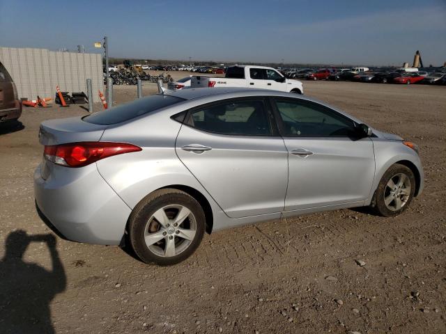 Photo 3 from auction – 2013 HYUNDAI ELANTRA GL with VIN KMHDH4AE7DU577470