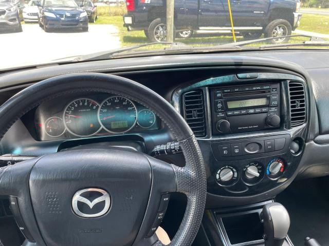 Photo 9 from auction – 2005 MAZDA TRIBUTE I with VIN 4F2YZ92Z25KM57087