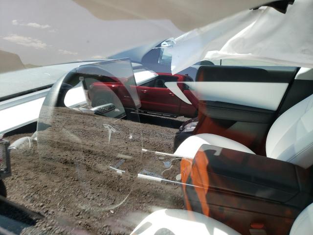 Photo 9 from auction – 2020 TESLA MODEL Y with VIN 5YJYGDEE7LF056713