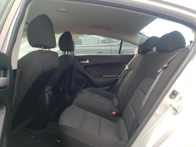 Photo 10 from auction – 2018 KIA FORTE LX with VIN 3KPFK4A72JE189234