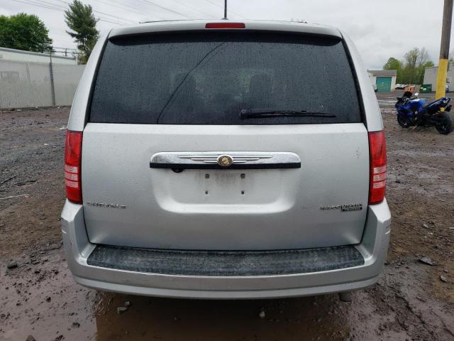 Photo 6 from auction – 2010 CHRYSLER TOWN & COU with VIN 2A4RR5D1XAR328928