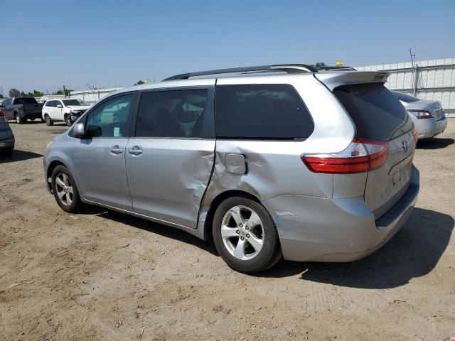Photo 2 from auction – 2017 TOYOTA SIENNA LE with VIN 5TDKZ3DC5HS819339