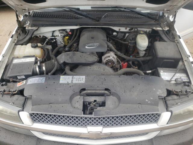 Photo 11 from auction – 2004 CHEVROLET SILVERADO with VIN 1GCEC19T04E402237