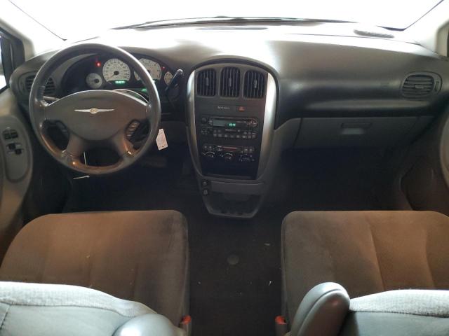 Photo 8 from auction – 2005 CHRYSLER TOWN & COU with VIN 2C4GP54L75R326340