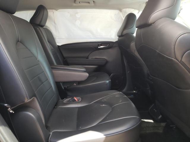 Photo 11 from auction – 2021 TOYOTA HIGHLANDER with VIN 5TDGZRBH6MS115653