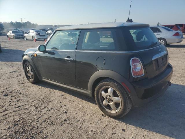 Photo 2 from auction – 2011 MINI COOPER with VIN WMWSU3C57BT093250