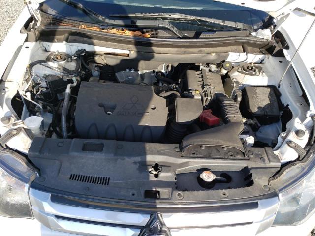Foto 11 de la subasta – 2015 MITSUBISHI OUTLANDER con VIN JA4AD3A30FZ010948
