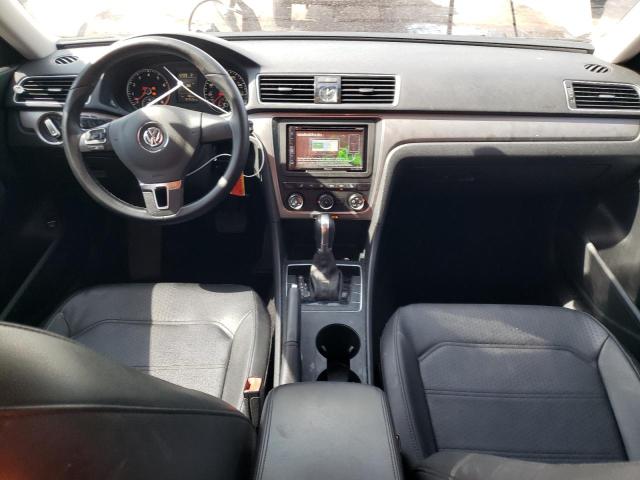 Photo 8 from auction – 2014 VOLKSWAGEN PASSAT S with VIN 1VWAT7A3XEC076437