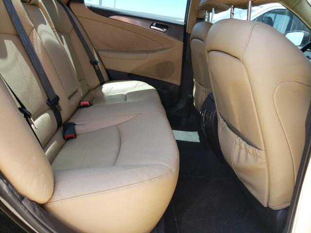 Photo 10 from auction – 2012 HYUNDAI SONATA HYB with VIN KMHEC4A45CA041272