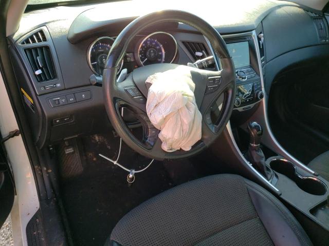 Photo 8 from auction – 2012 HYUNDAI SONATA SE with VIN 5NPEC4AB8CH327371