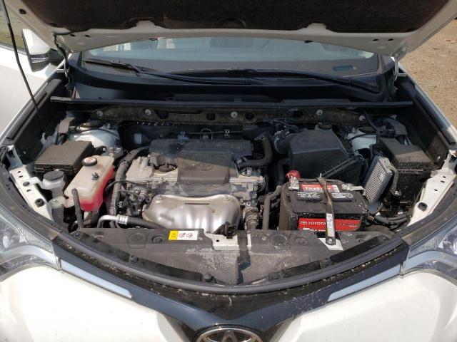 Photo 11 from auction – 2017 TOYOTA RAV4 XLE with VIN JTMRFREV4HJ159849