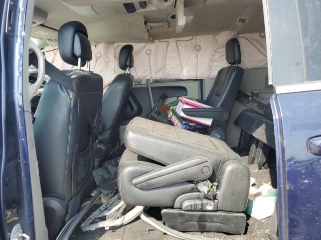 Photo 11 from auction – 2014 CHRYSLER TOWN & COU with VIN 2C4RC1BG3ER359144