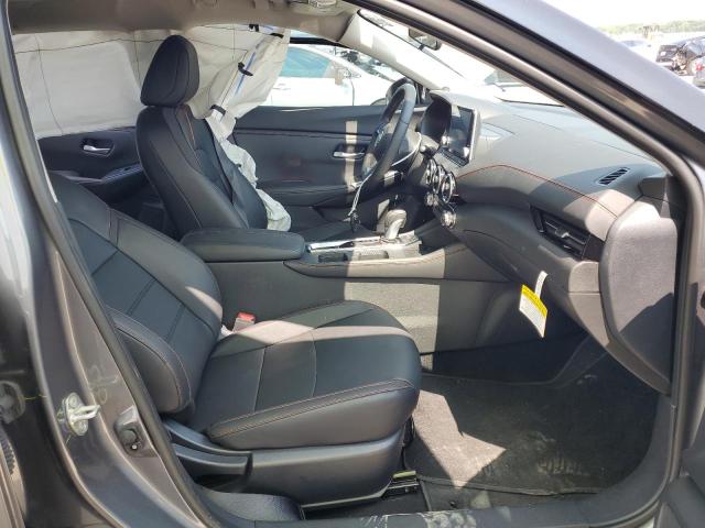 Photo 7 from auction – 2022 NISSAN SENTRA SR with VIN 3N1AB8DV3NY284632