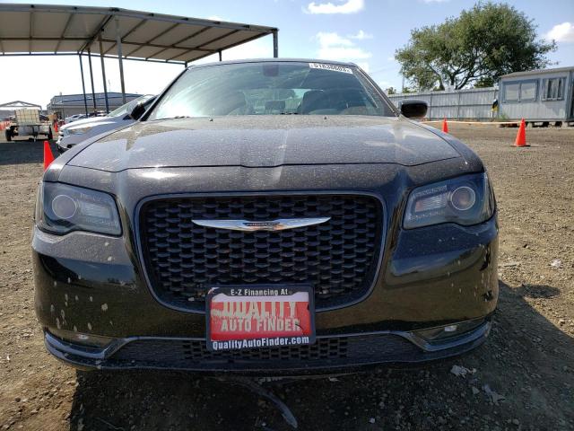 Photo 5 from auction – 2018 CHRYSLER 300 S with VIN 2C3CCABG1JH227218