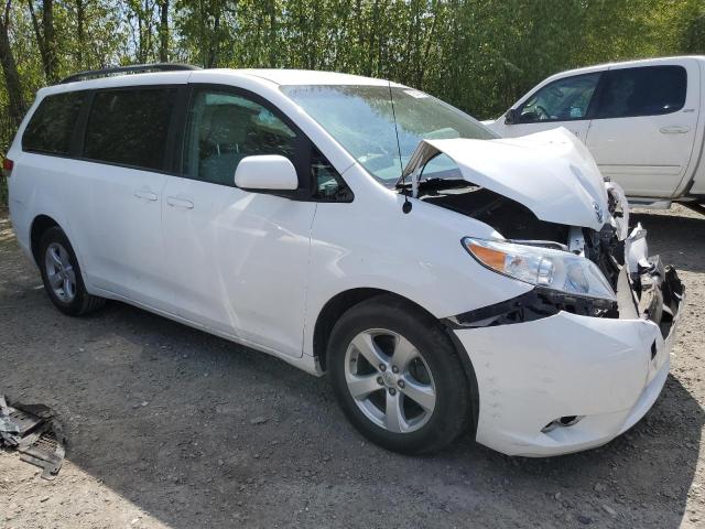 Photo 4 from auction – 2014 TOYOTA SIENNA LE with VIN 5TDKK3DC3ES483450