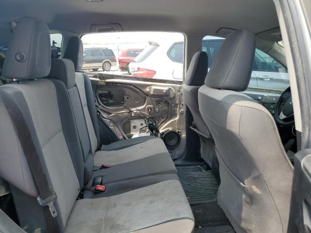 Photo 11 from auction – 2015 TOYOTA RAV4 LE with VIN JTMBFREV9FJ019889
