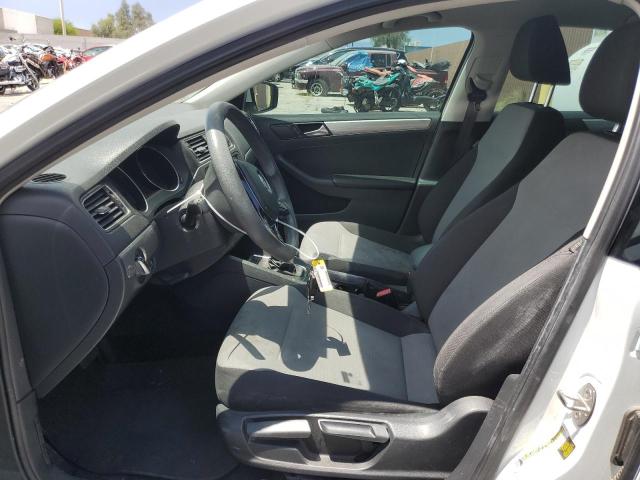 Photo 7 from auction – 2017 VOLKSWAGEN JETTA S with VIN 3VW2B7AJXHM216575