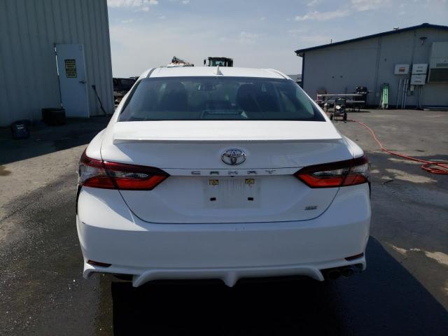 Photo 6 from auction – 2022 TOYOTA CAMRY SE with VIN 4T1G11AK2NU690427