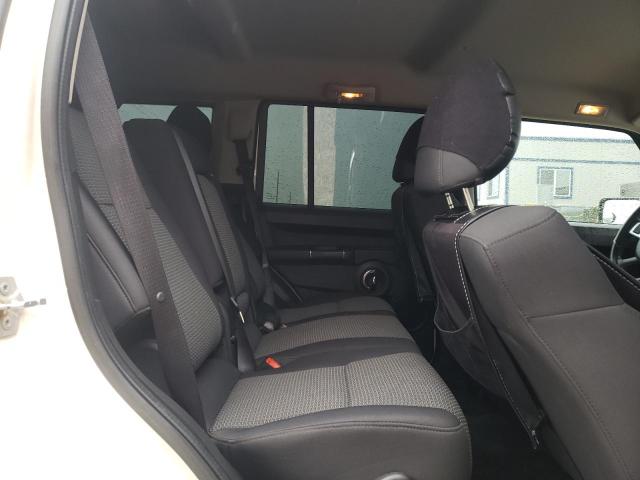 Photo 10 from auction – 2010 JEEP COMMANDER with VIN 1J4RG4GKXAC157174