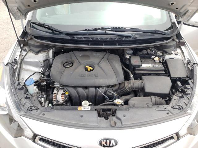 Foto 11 de la subasta – 2016 KIA FORTE EX con VIN KNAFX6A87G5658146