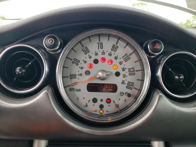 Photo 9 from auction – 2006 MINI COOPER S with VIN WMWRH33556TL93698