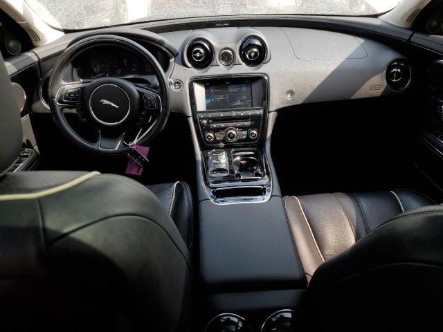 Photo 8 from auction – 2016 JAGUAR XJ with VIN SAJWJ1CD6G8V93940